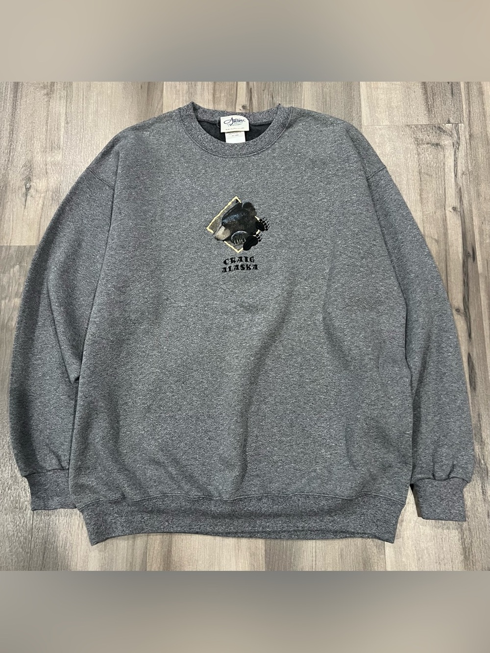 Vintage Men’s Sweatshirt Artisans Craig Alaska Embroidered Bear Paw Large Unisex